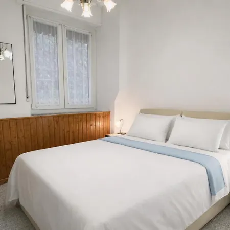 Bilocale Sul Mare- *