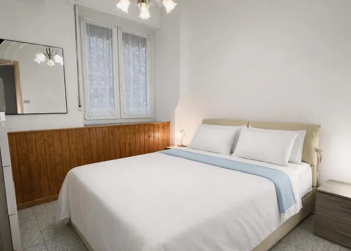 Bilocale Sul Mare- *
